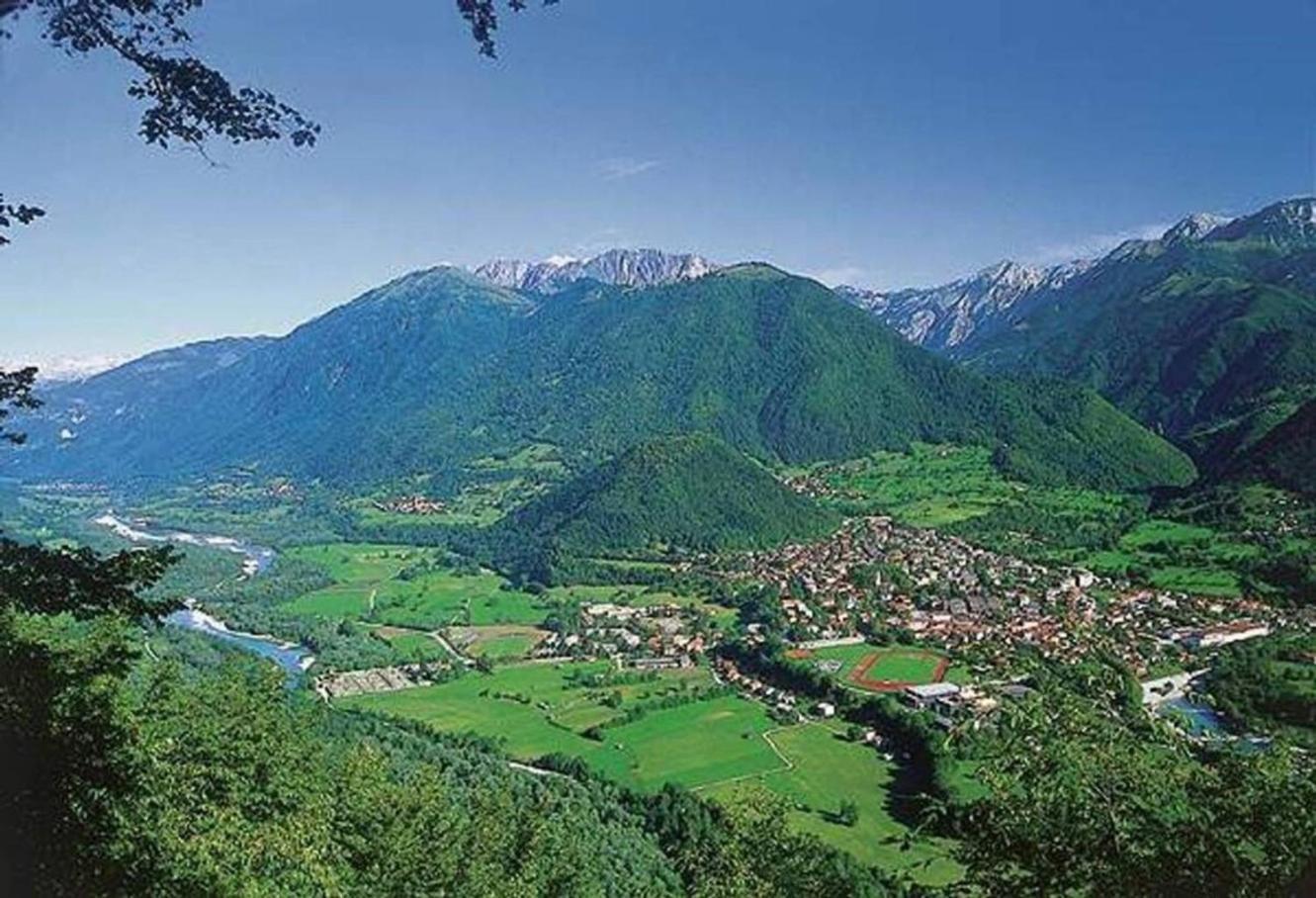 Tolmin Center Apartments Townhouse & Loft Eksteriør billede